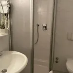 Cascade Ξενοδοχείο *